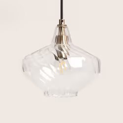 La Suspension Verre Blas allie design et élégance pour apporter cette touche de personnalité à l'espace souhaité. Grâce à ell ...