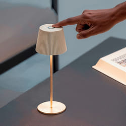 Lampe À Poser Led Extérieure Portative Aluminium 1,2 W Avec Batterie Rechargeable Willox Beige