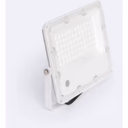 Ce Projecteur LED 50W IP65 S2 Pro très efficace est idéal pour tout espace extérieur, offrant un éclairage de qualité avec un ...
