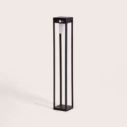 Éclairez votre chemin la nuit de manière élégante et efficace avec cette balise extérieure. Fabriquée en aluminium résistant, ...