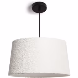 Éclairez votre maison avec style et élégance avec cette belle suspension de la famille Micaela. Fabriquée avec un tissu de ha ...
