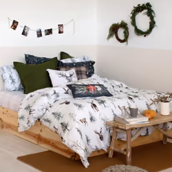 Housse de couette hiver mystique 260x240 cm (lit 180/200) Matériel:100% coton Couleur: multicolore Observations :1 x Housse d ...