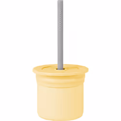 Manger dans de la belle vaisselle donne encore plus d’appétit. Le récipient alimentaire pour enfants Minikoioi Sip+Snack Set  ...
