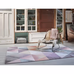 Pour un intérieur fashion, optez pour le tapis géométrique scandinave Ce magnifique tapis scandinave intérieur géométrique Li ...