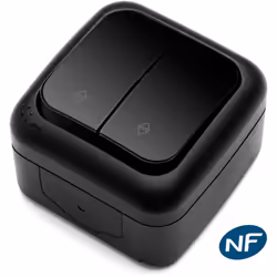 Le double va et vient étanche IP54 - Viko by Panasonic - Noir - NF, est conçu pour répondre aux besoins des environnements hu ...