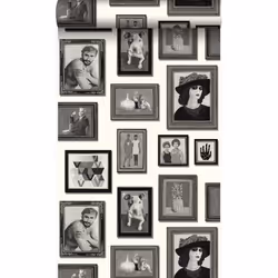 Ce papier peint à motif pictural en noir et blanc confère une ambiance vintage et nostalgique à votre décoration intérieure.  ...