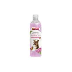 Beaphar - Shampoing démêlant pour pelage long Désignation : Shampooing démêlant 2 en 1 Conditionnement : 250 ml 10334