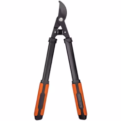 Le coupe-branches BLACK+DECKER est pratique pour à couper les branches situées en hauteur ou éloignées du champs de travail A ...