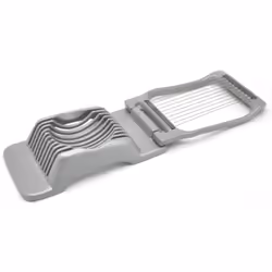 Numéro du fabricant : 570104 Le coupe-œufs rectangulaire professionnel de Hendi dispose de 10 fils de déchiquetage à interval ...
