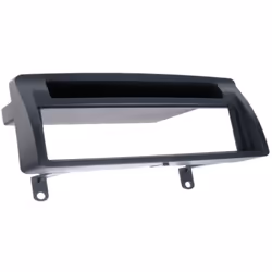 Cette façade vous permettra d'intégrer parfaitement votre autoradio dans votre tableau de bord. Compatible Toyota Corolla à p ...