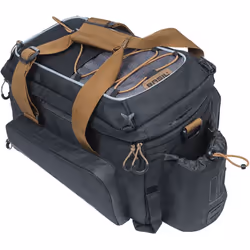 Sacoche de porte-bagages vélo étanche polyester avec réflèchissants Basil Miles xl pro