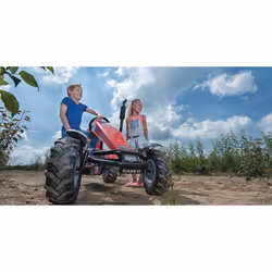 BERG Kart à pédales avec XL-frame Case IH avec 3 vitesses