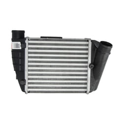 Intercooler DENSO DIT02028