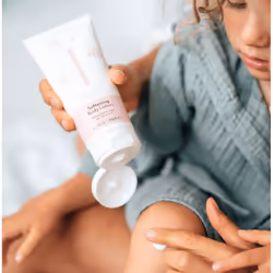 NAÏF 5000.2806 lotion et lait corporels pour bébés Lotion corporelle pour bébé 200 ml - Vue supplémentaire 4