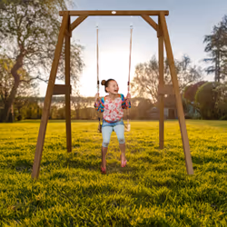 AXI Portique Balançoire en Bois Simple Marron - Vue supplémentaire 5