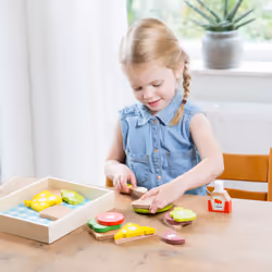 New Classic Toys Cutting Meal - Lunch-picnic