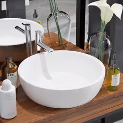 Ce lavabo ronde, fait en céramique de haute qualité, sera un ajout élégant à toutes salles de bains, toilettes ou salles d'ea ...