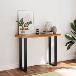 Cette table de console frappante a un design industriel cool qui en fera un ajout distinctif à votre salon. Le dessus de tabl ...