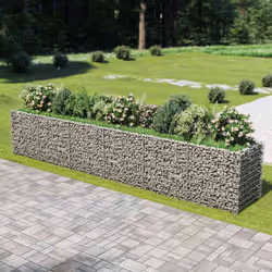 Notre lit surélevé en gabion est un moyen pratique de créer une bordure solide et élégante pour un parterre de fleurs ou de p ...