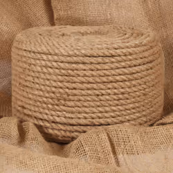 Cette corde de jute est très populaire dans divers domaines grâce à son application universelle. Elle est idéale pour une uti ...