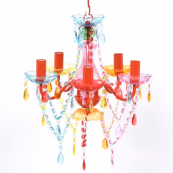 Description générale Ce lustre en cristal artificiel est un élément de décoration attrayant qui illuminera avec élégance n'im ...