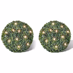 Ce 2 pièces de boule de buis artificiel avec un diamètre de 27 cm est idéal pour une utilisation intérieure et extérieure. Il ...