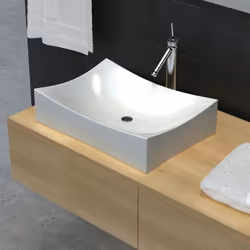 Doté d'un look blanc brillant, ce lavabo offre un style unique et moderne pour toutes les salles de bain. Avec des parois lat ...