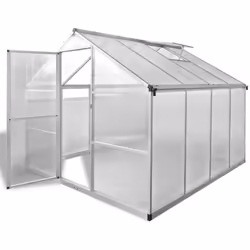 Cette serre spacieuse a une surface totale de 6,05 m². Elle peut accueillir un nombre considérable de plantes et sera une exc ...