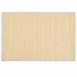Ces napperons en bambou d'une beauté rare, sont faits à la main, et ajoutent une touche naturelle tout en restant moderne, à  ...