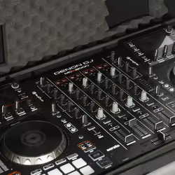 UDG GEAR U8305BL Etui équipement audio Contrôleur DJ Boîtier rigide Mousse d'éthylène-Acétate de vinyle (EVA), Toison Noir - Vue supplémentaire 10