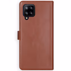 Selencia A426B37818405 coque de protection pour téléphones portables 16,8 cm (6.6") Folio porte carte Marron