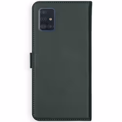 Selencia A515F38524302 coque de protection pour téléphones portables 16,5 cm (6.5") Folio porte carte Vert
