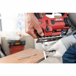 Skil 4531 GA scie sauteuse 3200 spm 680 W 2,1 kg