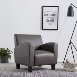 Élégante et luxueuse dans la même mesure, cette chaise de repos en similicuir confère à ce style intemporel une touche modern ...