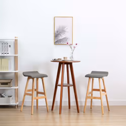 Ajoutez instantanément un goût moderne à votre décoration intérieure avec nos élégantes chaises de bar ! Ces chaises de bar,  ...