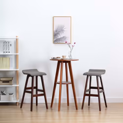 Ajoutez instantanément un goût moderne à votre décoration intérieure avec nos élégantes chaises de bar ! Ces chaises de bar,  ...