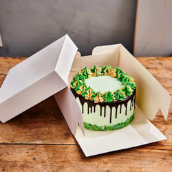 FunCakes F80180 boîte de rangement pour gâteau Carré Carton Blanc