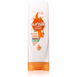 En lavant vos cheveux, le shampoing ouvre les cuticules qui constituent la structure superficielle du cheveu. Il est donc imp ...
