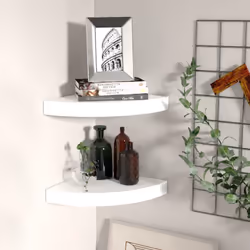 Cet ensemble de 2 étagères d'angle élégantes est idéal pour afficher vos livres préférés, décorations, photos, prix, etc. Cet ...
