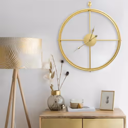 Ajoutez une touche de beauté délicate à votre environnement avec cette horloge murale élégante. L’horloge, autre que d’être c ...