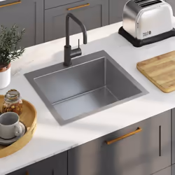 Profitez de l'avantage de cet évier de cuisine au design contemporain épuré. La vasque à finition soyeuse et satinée suintera ...