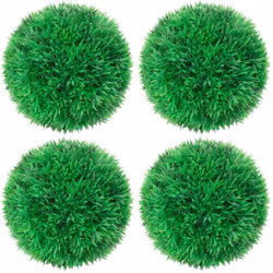 Cet ensemble de boules de buis artificielles sera parfait pour une utilisation intérieure et extérieure. Il peut être placé d ...