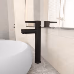 Ce mitigeur de salle de bain présente un style moderne et convient aux lavabos de salle de bain. Le robinet est livré avec de ...