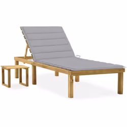 Cette chaise longue en bois avec table et coussin combine style et fonctionnalité et ajoute une touche de charme rustique à v ...