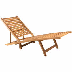 Cette chaise longue en bois, dotée d’un dossier réglable, ajoute une touche de charme rustique à votre jardin ou à tout espac ...