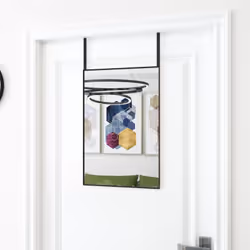Ajoutez une touche d'esthétique minimaliste à votre décor avec ce miroir de porte pratique ! Il convient à la chambre à couch ...