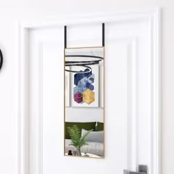 Ajoutez une touche d'esthétique minimaliste à votre décor avec ce miroir de porte pratique ! Il convient à la chambre à couch ...