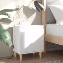 Apportez un style scandinave à votre intérieur avec cette table de chevet. Cette table de chevet avec pieds en bois est stabl ...