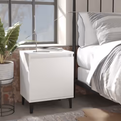 Apportez un style industriel à votre intérieur avec ces tables de chevet. La table de chevet avec pieds en métal est stable e ...