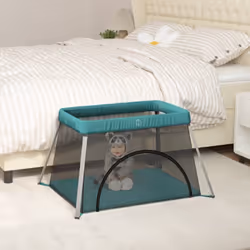 Ce parc compact pour bébé est spécialement conçu pour que votre bébé soit à l'aise et détendu à la maison ou à l'extérieur. L ...